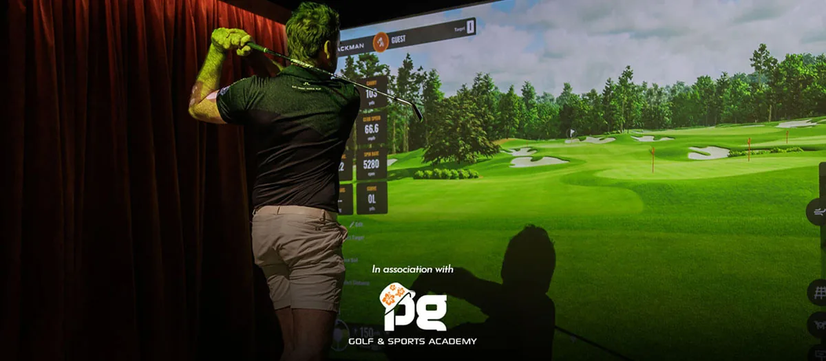 Short game lesson at PG Indoor at The Clubhouse
